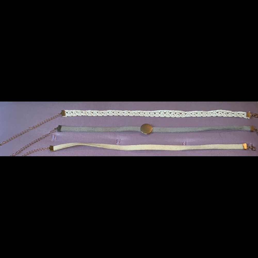Chocker bundle of three